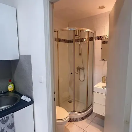 Apartment Umbaa - Cute Studio Nice